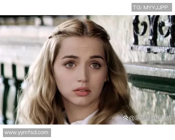 金发蓝眼足球明星的魅力与成就探秘之旅 金发蓝眼足球明星的魅力与成就探秘之旅