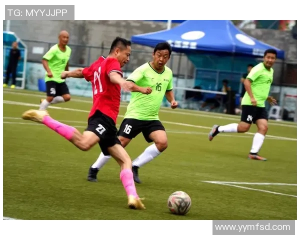 足球明星跨界挑战排球运动高清图片展示与精彩瞬间回顾 足球明星跨界挑战排球运动高清图片展示与精彩瞬间回顾